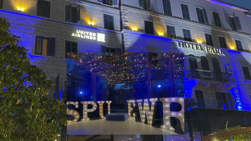 direktan let ny split, hotel park